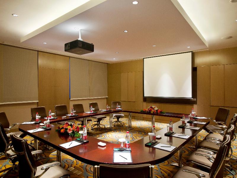 Crowne Plaza Yichang image