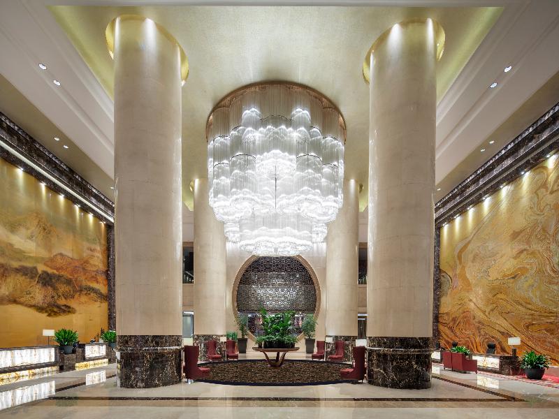 Crowne Plaza Yichang by IHG image
