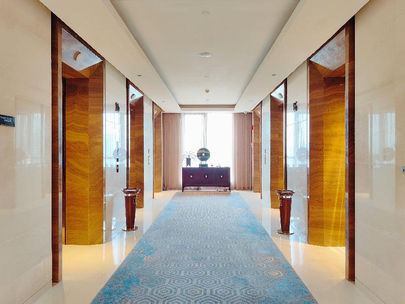 Crowne Plaza Yichang image