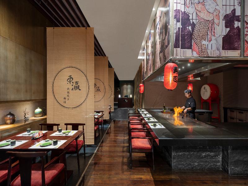Crowne Plaza Yichang by IHG image