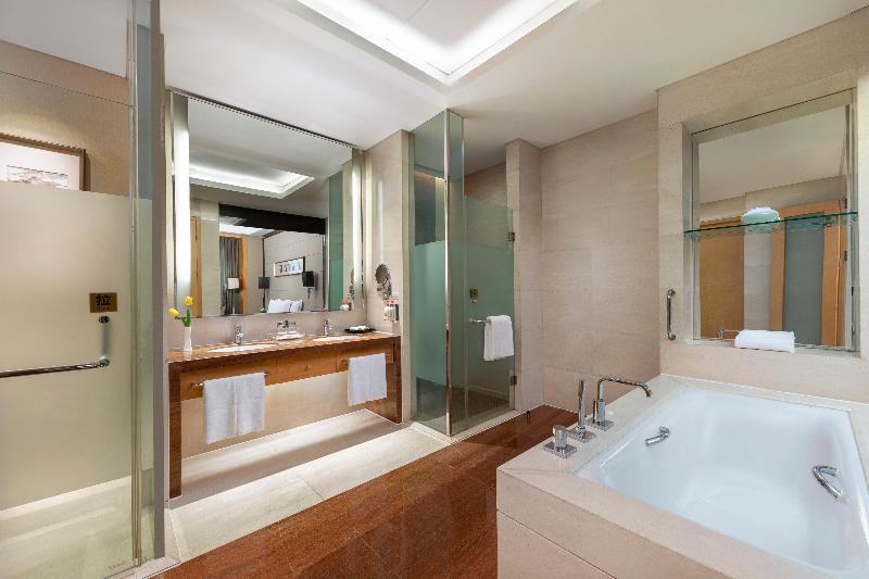 Crowne Plaza Yichang image