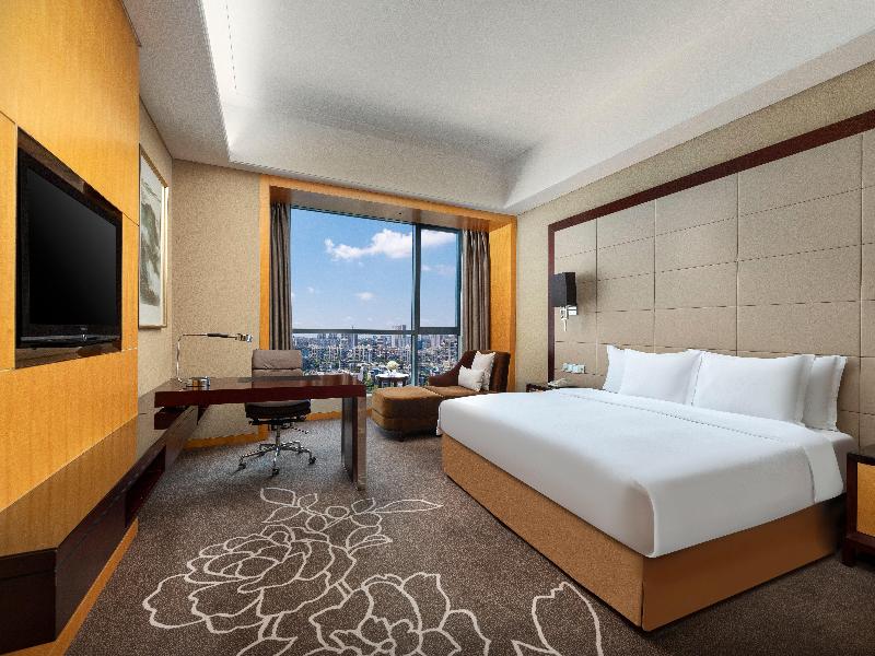 Crowne Plaza Yichang image