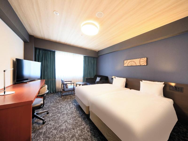 Richmond Hotel Yokohama Bashamichi image