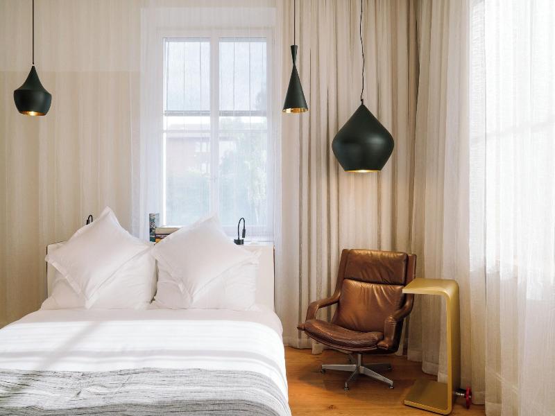 B2 Boutique Hotel and Spa image