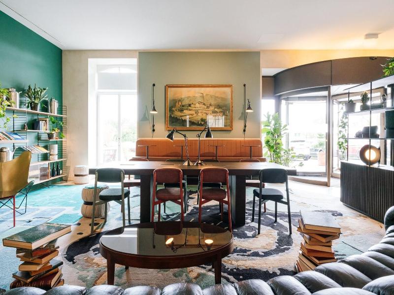 B2 Boutique Hotel and Spa image