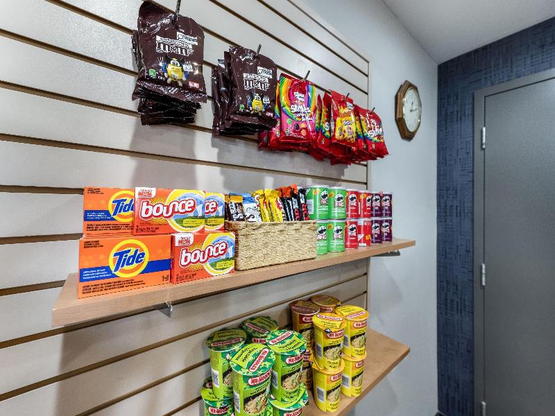 Days Inn & Suites by Wyndham Thunder Bay image