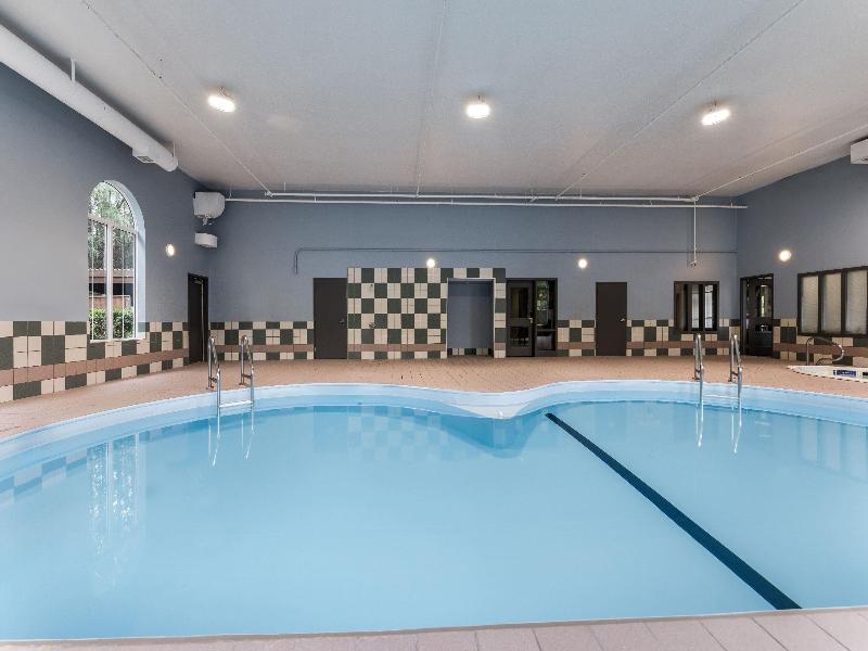 Days Inn & Suites by Wyndham Thunder Bay image