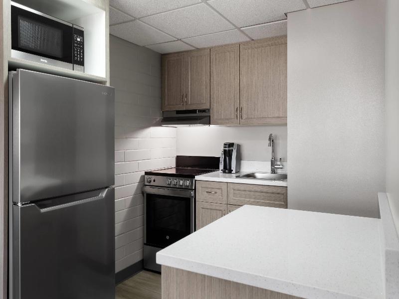 Travelodge by Wyndham Grande Prairie image
