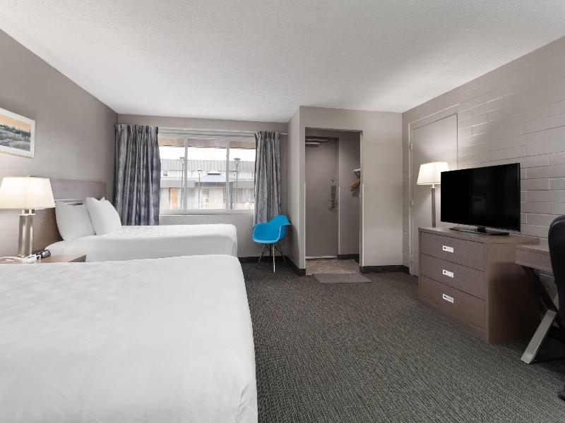 Travelodge by Wyndham Grande Prairie image