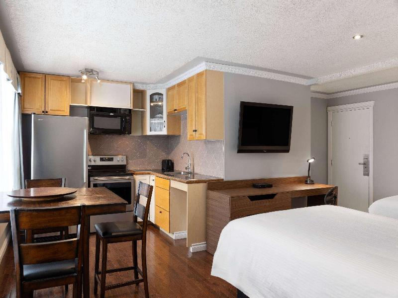 Baymont By Wyndham Edson image