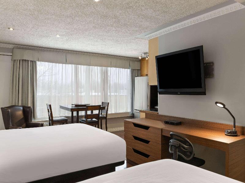 Baymont By Wyndham Edson image
