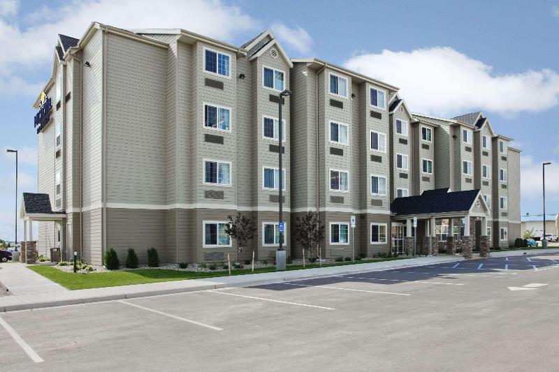 Microtel Inn & Suites By Wyndham Williston image