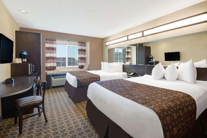 Microtel Inn & Suites By Wyndham Williston image