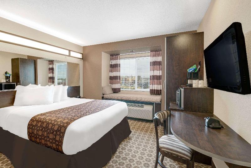Microtel Inn & Suites By Wyndham Williston image