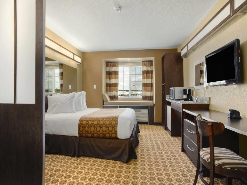 Microtel Inn & Suites By Wyndham Williston gallery photo 21