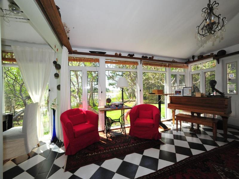 Little Shemouge Country Inn