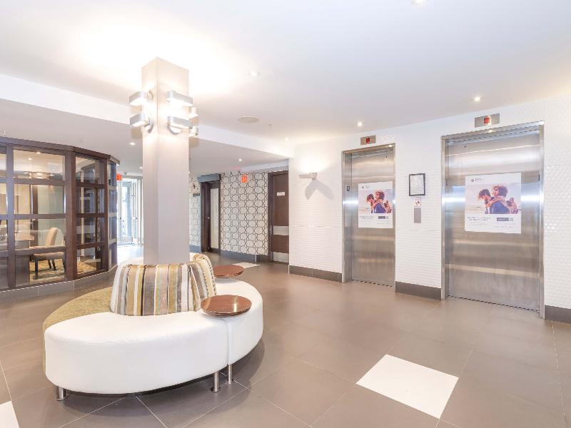 Sandman Hotel & Suites Abbotsford image