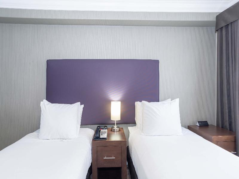 Sandman Hotel & Suites Abbotsford image