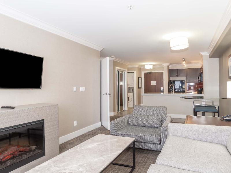 Sandman Hotel & Suites Abbotsford image