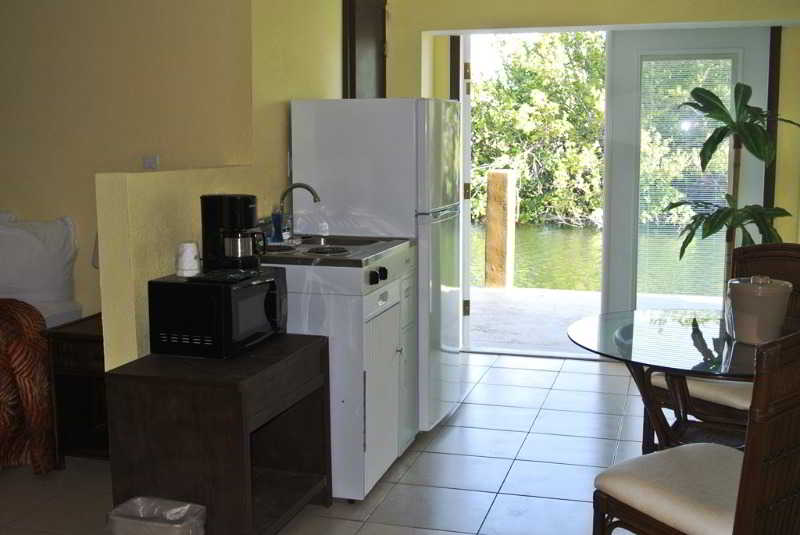 Creekside Inn gallery photo 20