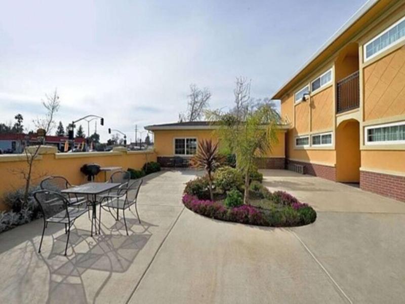 Americas Best Value Inn Marysville image