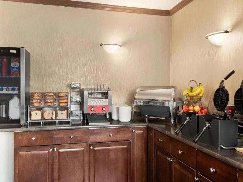 Quality Inn & Suites Vernon image