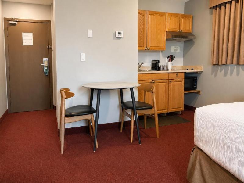Quality Inn & Suites Vernon image
