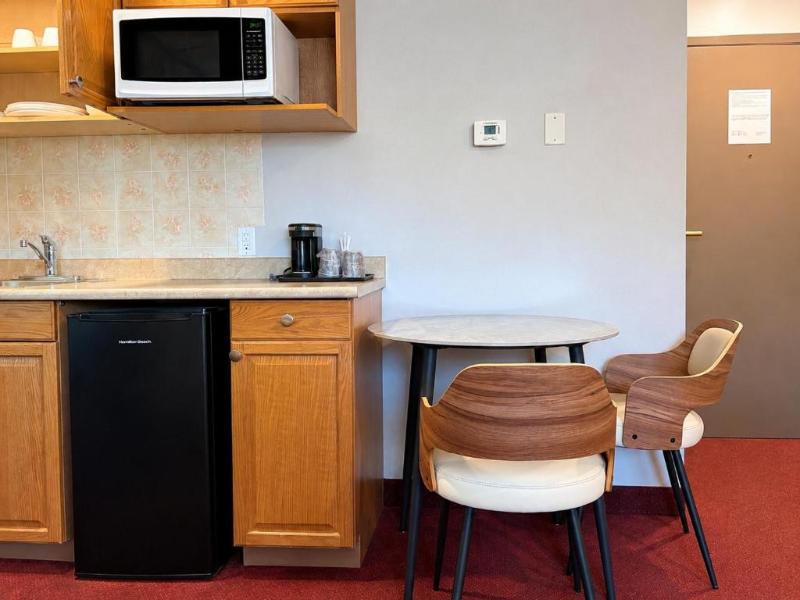 Quality Inn & Suites Vernon image