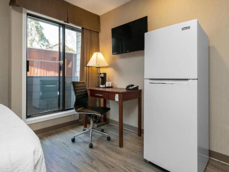 Quality Inn & Suites Vernon image