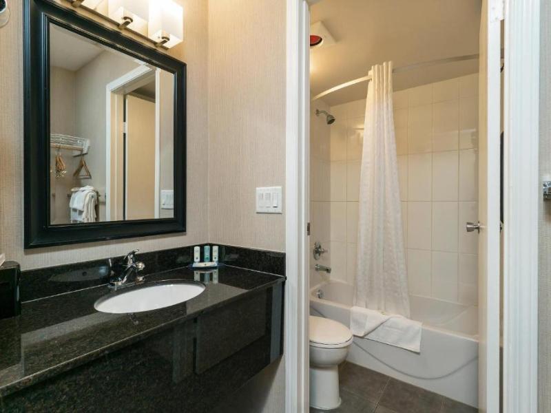 Quality Inn & Suites Vernon image