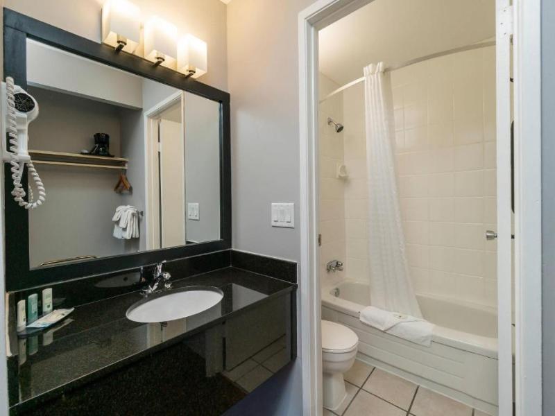 Quality Inn & Suites Vernon image