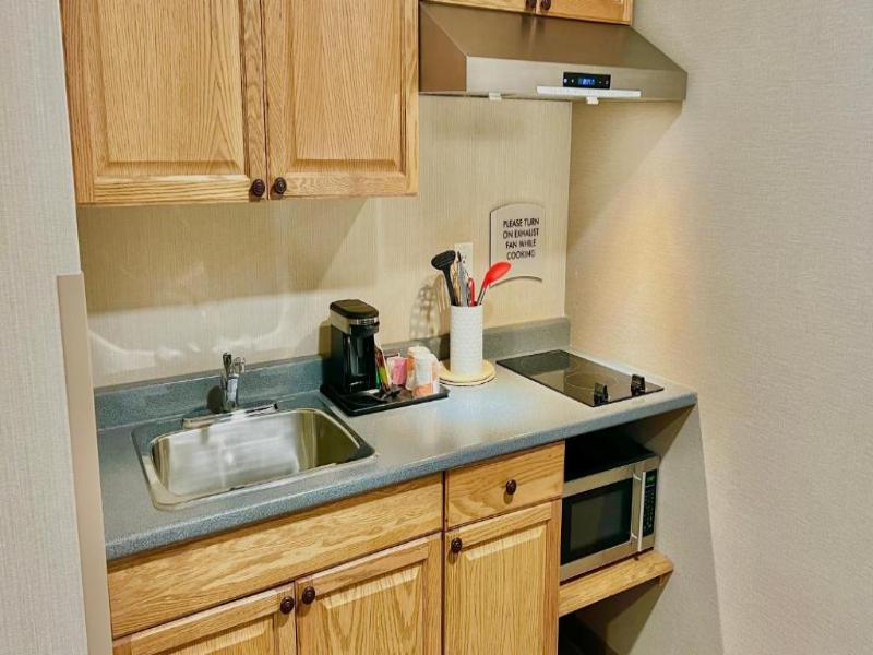 Quality Inn & Suites Vernon image