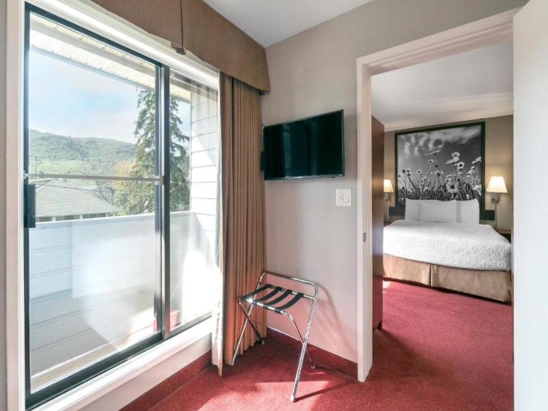 Quality Inn & Suites Vernon image
