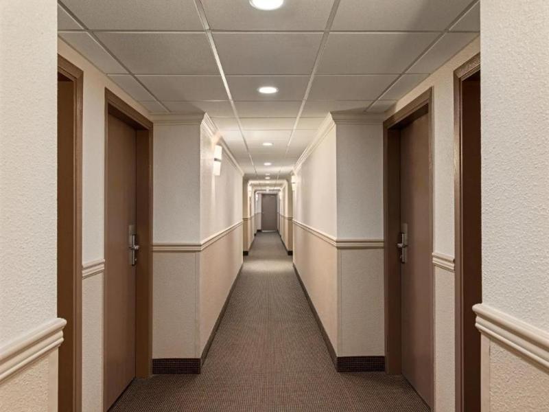 Quality Inn & Suites Vernon image