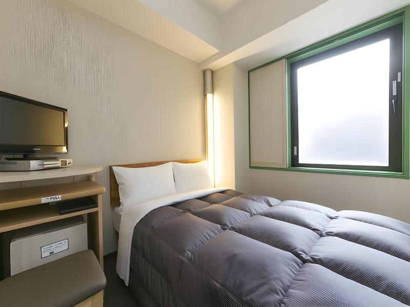 R&B Hotel Shinyokohamaekimae image