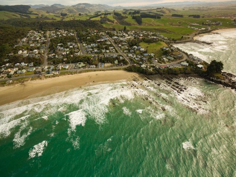 Nugget View & Kaka Point Motels image