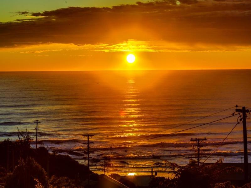 Nugget View & Kaka Point Motels image