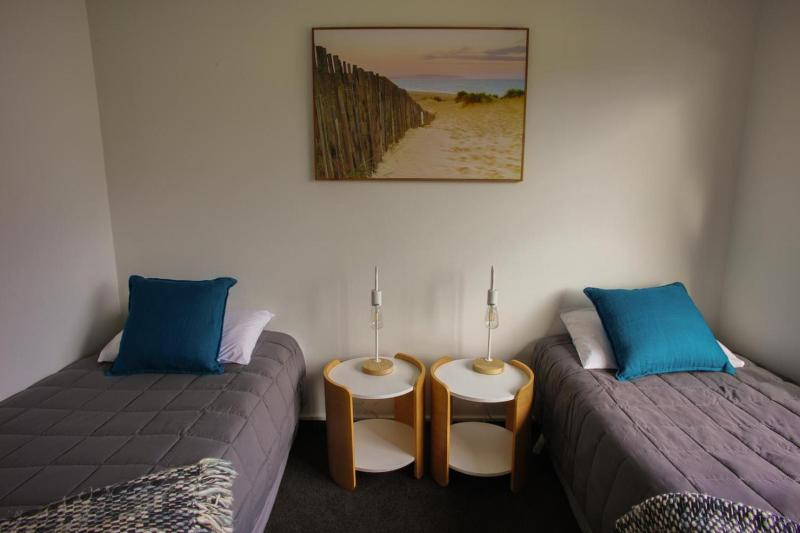 Nugget View & Kaka Point Motels image