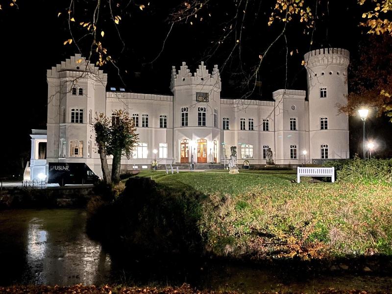Schloss Schlemmin image