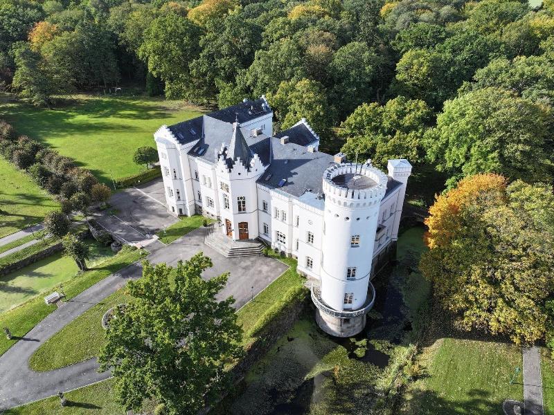Schloss Schlemmin image