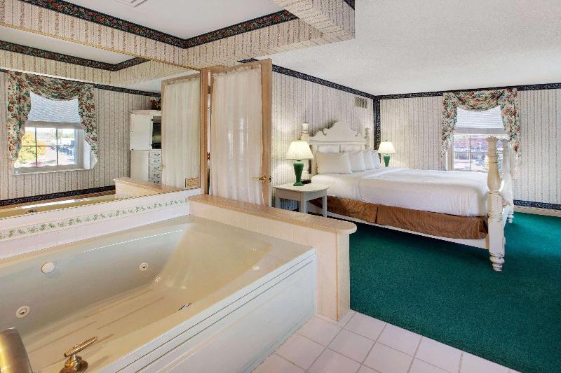 The Hotel Ojibway Trademark Collection By Wyndham image