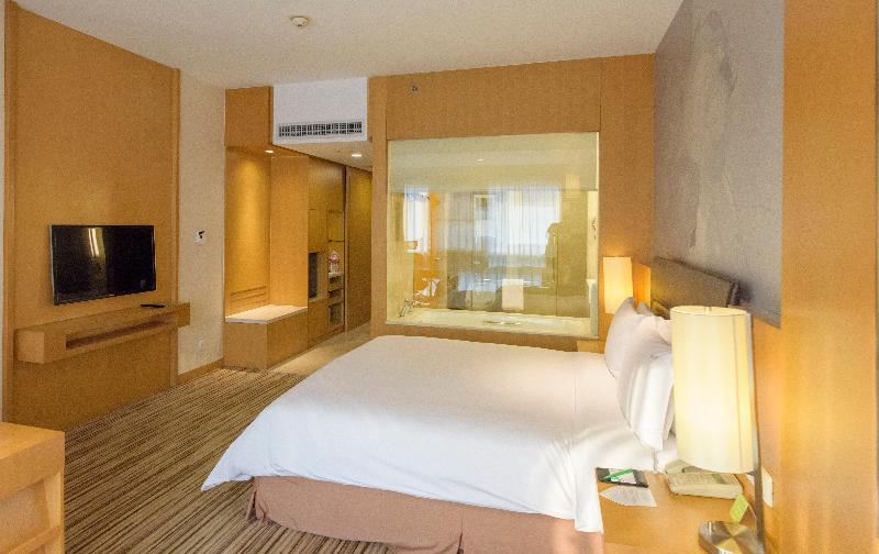 Holiday Inn Shijiazhuang Central gallery photo 23