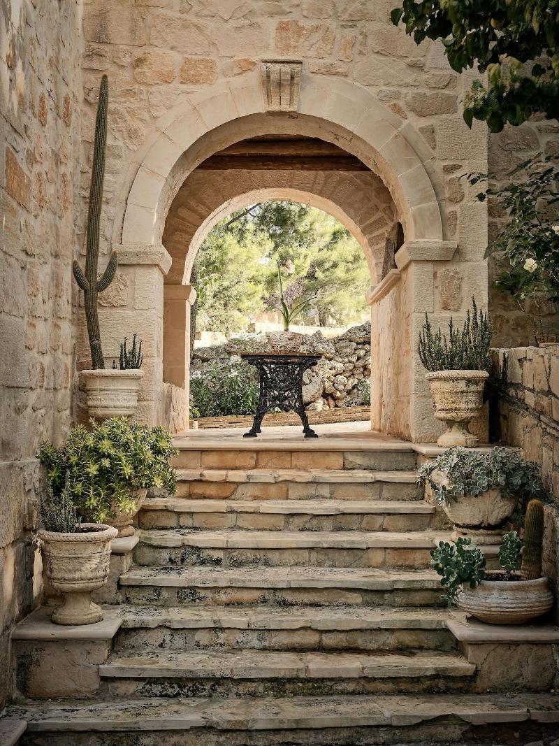 Nobelos Luxury Suites image