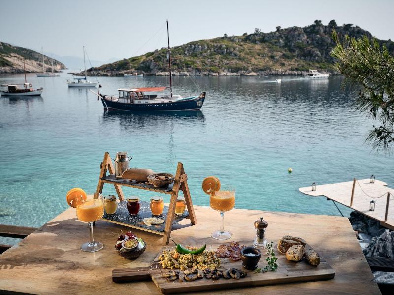 Nobelos Luxury Suites image