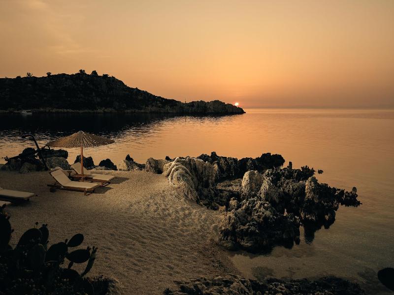 Nobelos Luxury Suites image