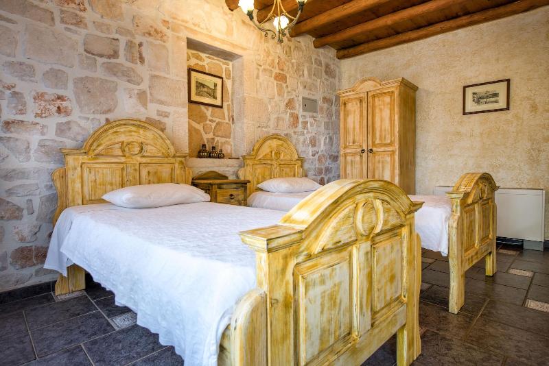 Nobelos Luxury Suites image