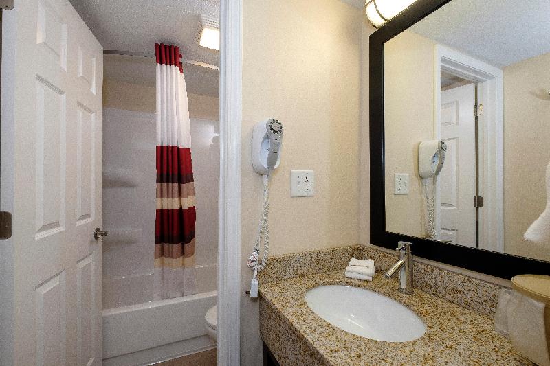 Red Roof Inn Vermillion - U Of South Dakota image
