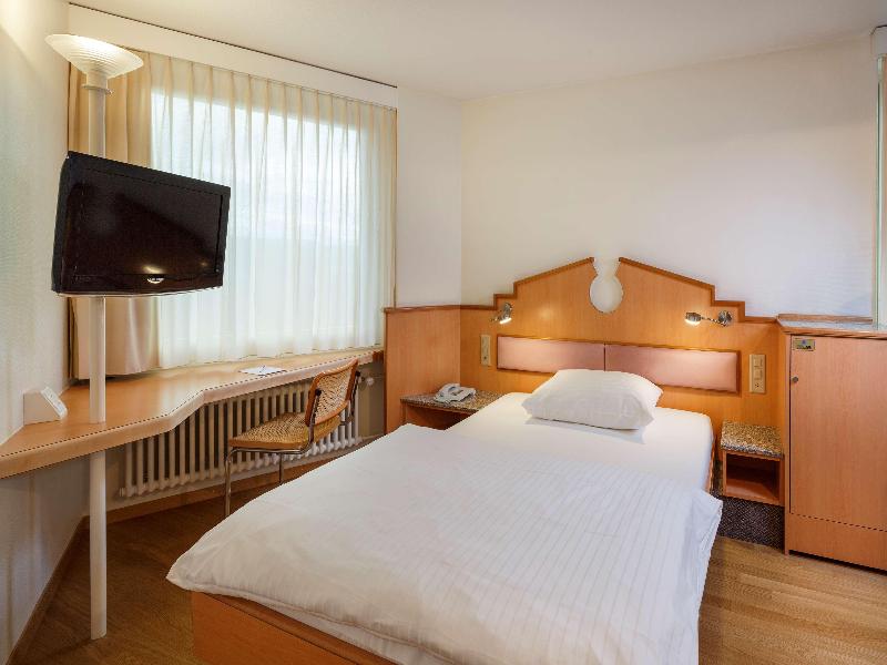Welcome Inn image