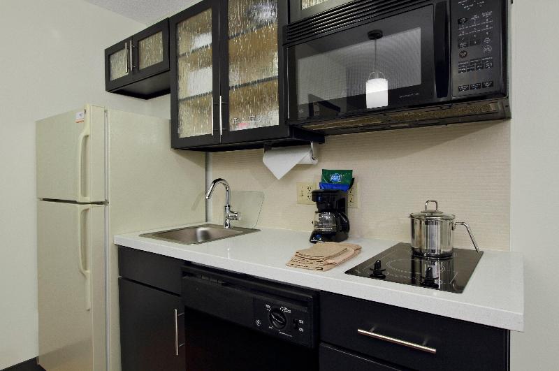Candlewood Suites Rogers/Bentonville photo 16