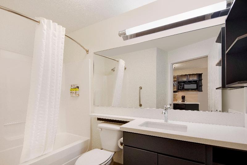 Candlewood Suites Rogers/Bentonville gallery photo 28